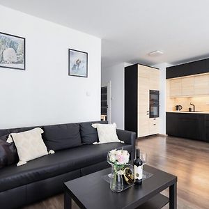 Studio met een King Size Bed
